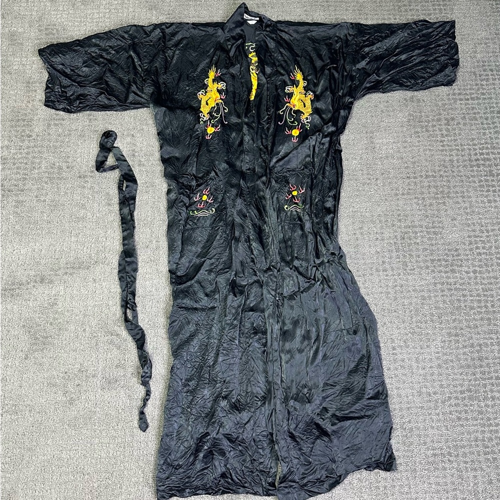 Vintage Silver Lake Kimono Robe Black Rayon Embroidered Dragon